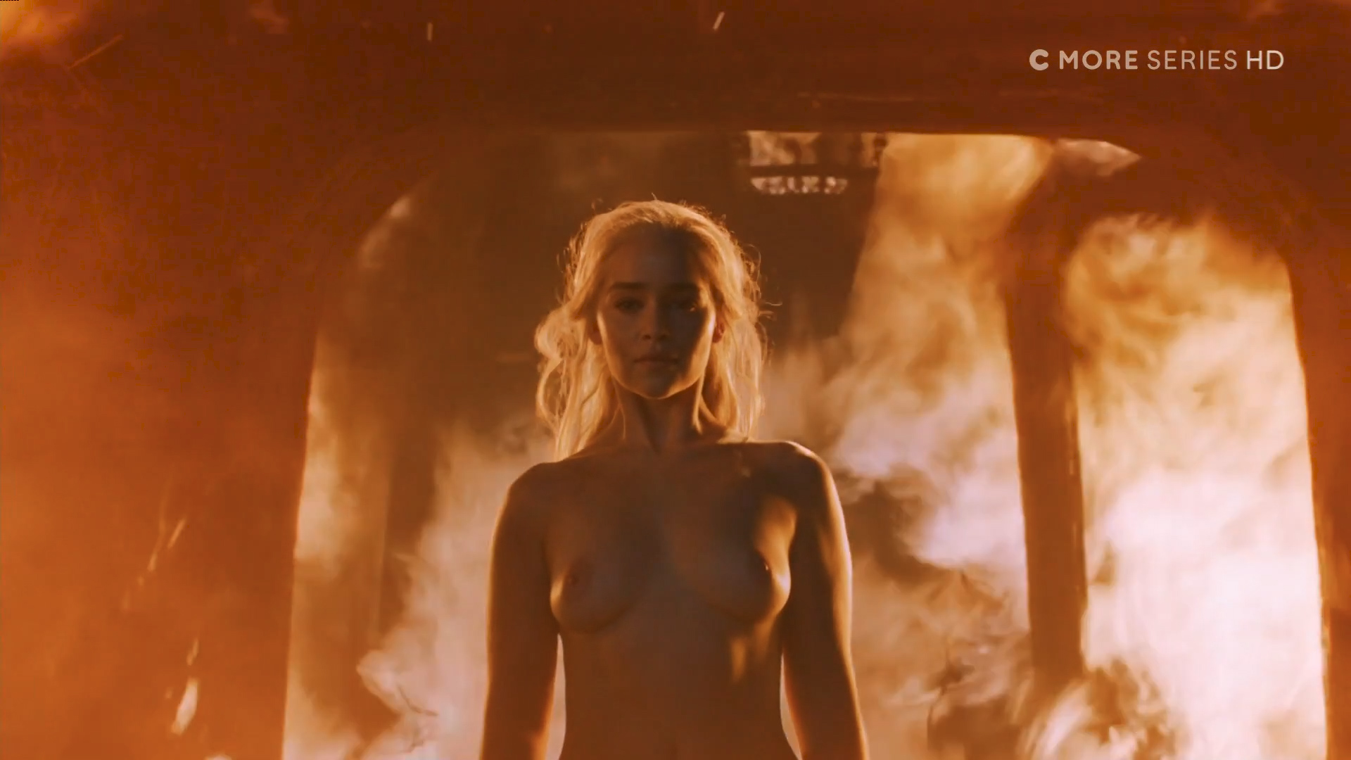 Emilia-Clarke-nude-topless-Game-of-Thrones-2006-s6e4-HDTV-1080p-2