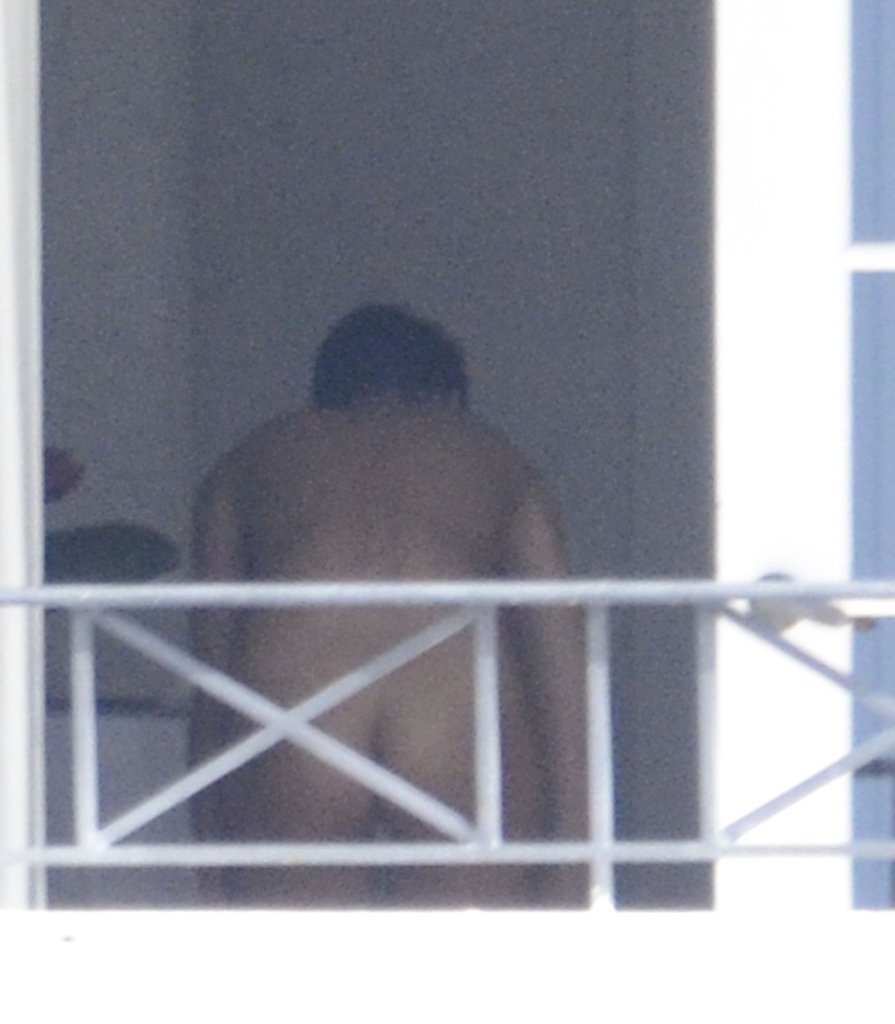 Rihanna (1)