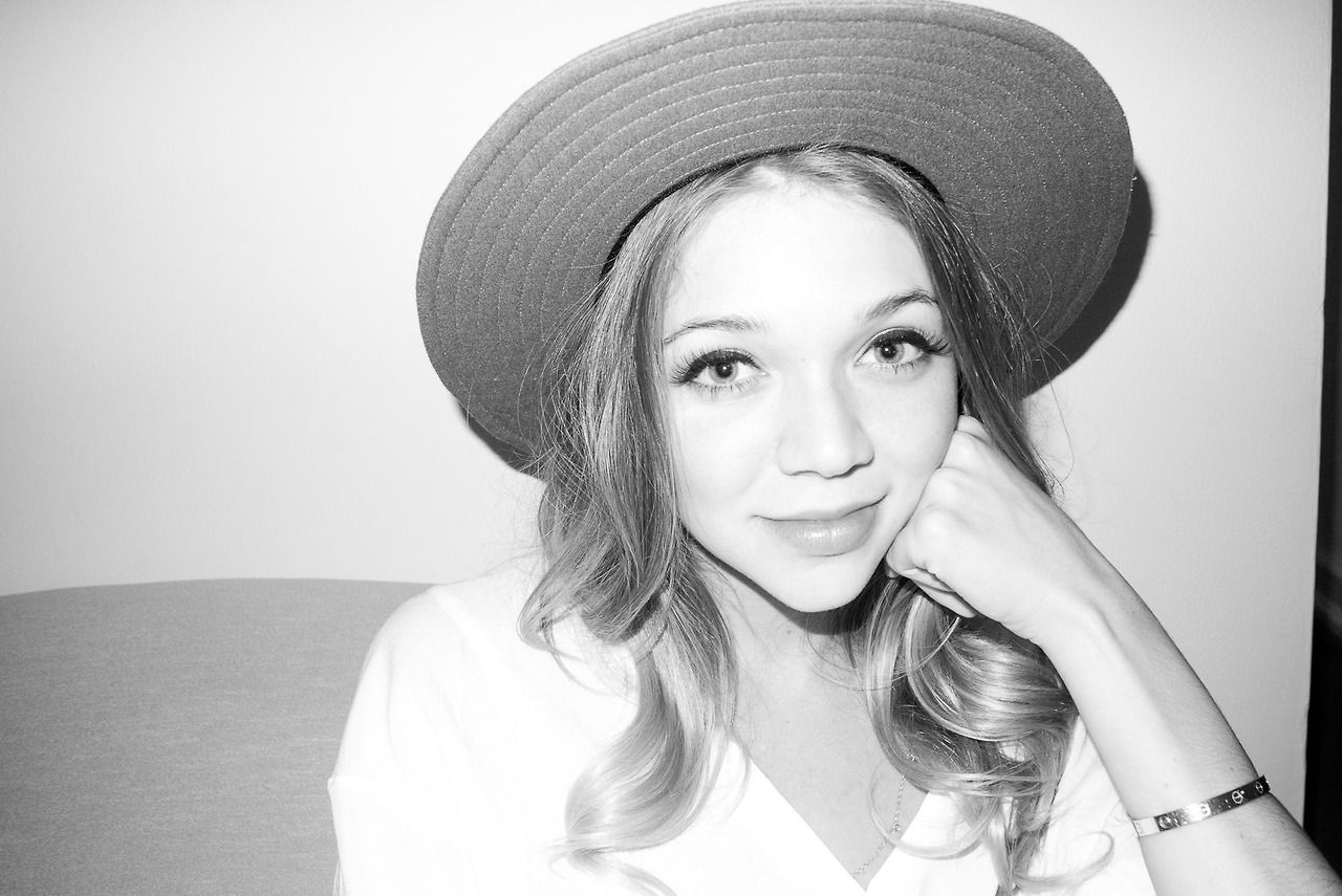 Jessie Andrews (1)