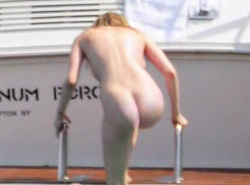 Avril Lavigne desnuda (6)