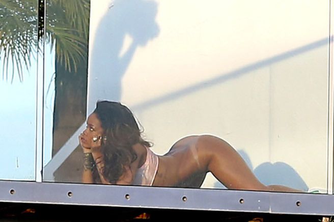 rihanna (11)