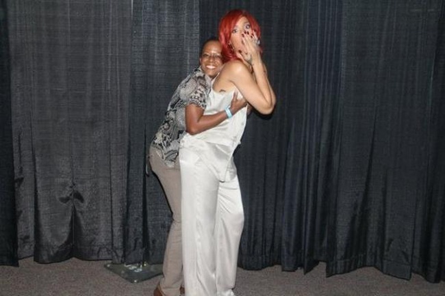 Meet & Greet de Miley Cyrus y Rihanna (3)