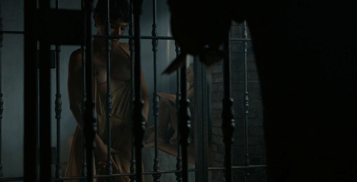 Rosabell-Laurenti-Sellers-Game-of-Thrones-04