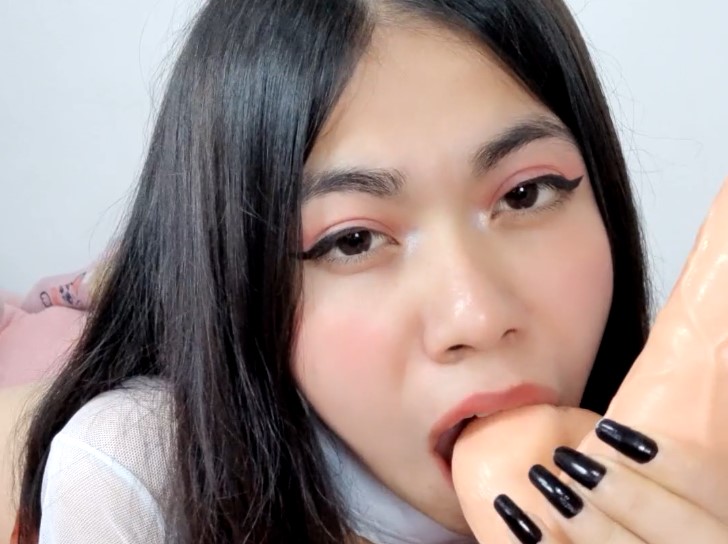 Aleja Sweett Masturbandose Rico